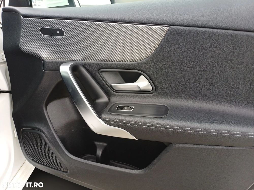 Mercedes-Benz A 180 - 23