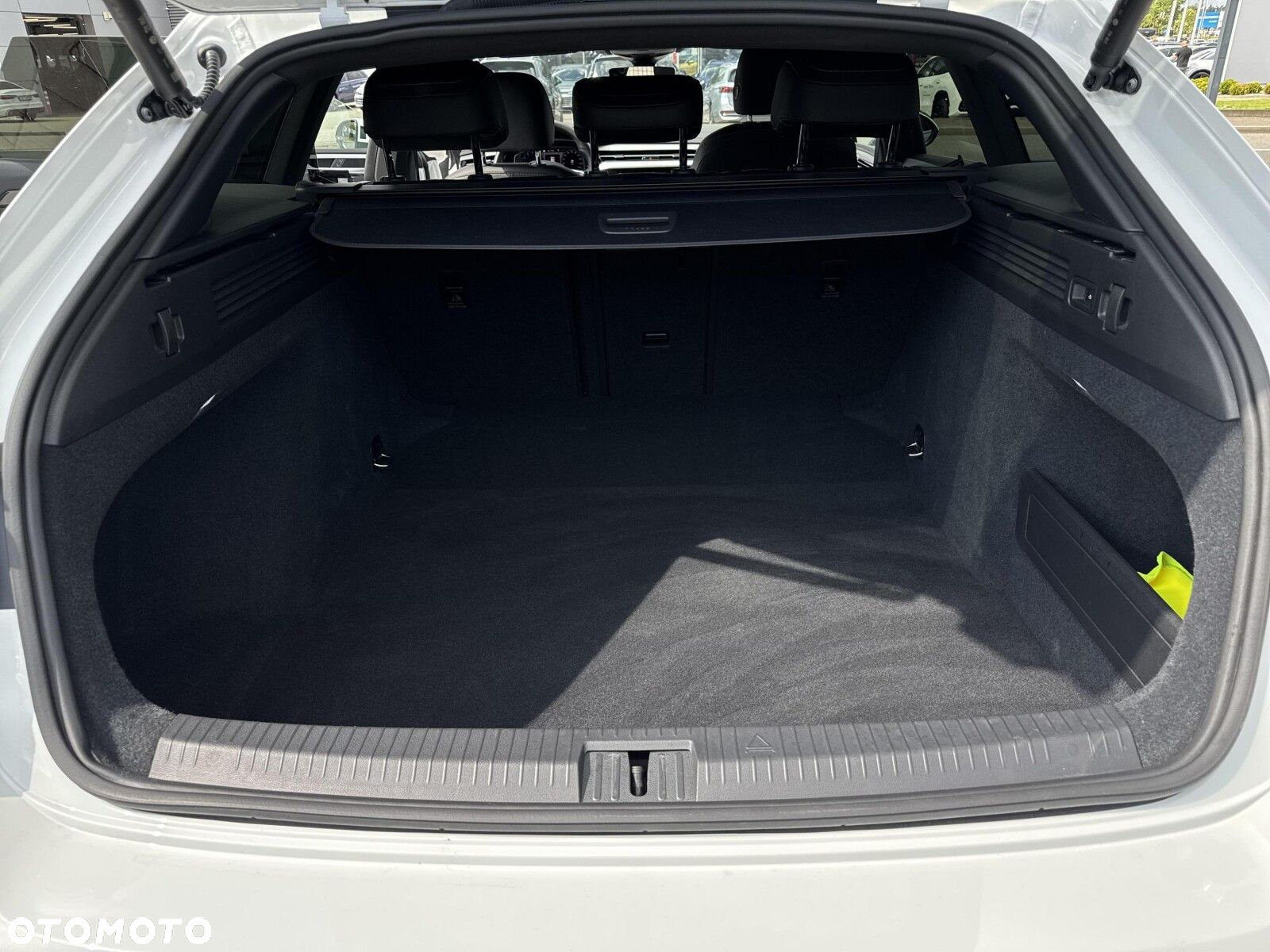 Volkswagen Arteon 2.0 TSI R-Line DSG - 36