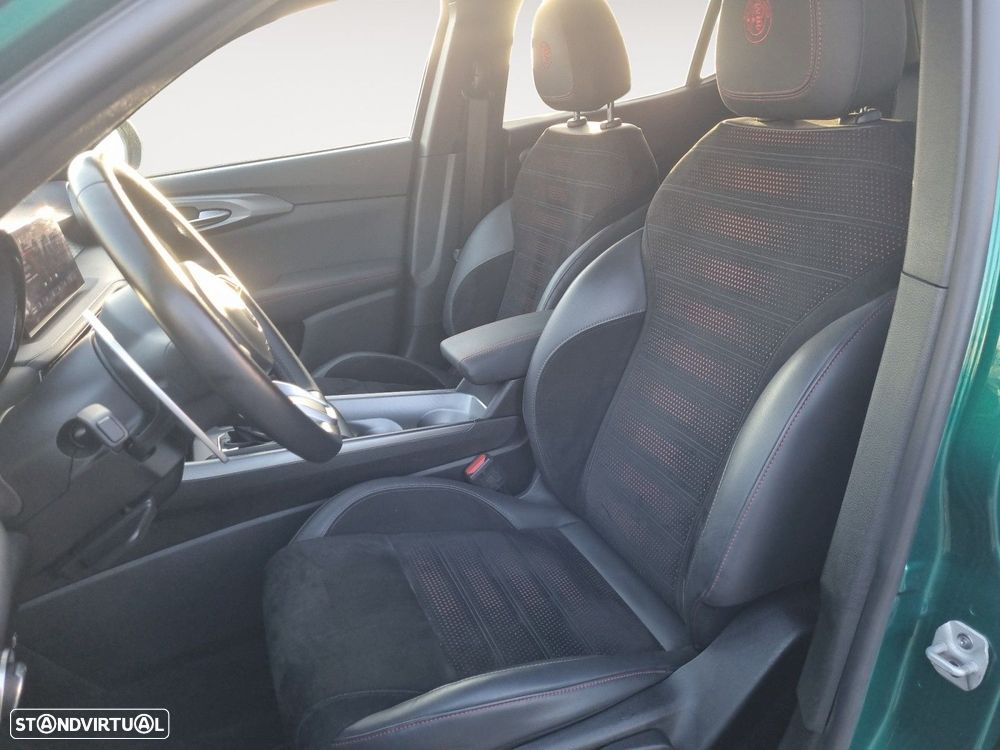 Alfa Romeo Tonale 1.5 Hybrid Edizione Speciale - 9