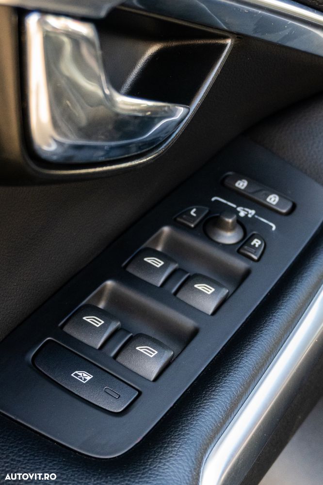 Volvo V40 D4 Summum - 9