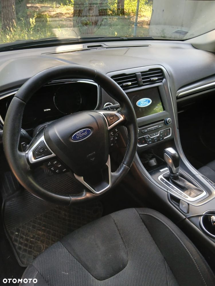 Ford Mondeo ver-2-0-tdci-titanium-powershift - 4