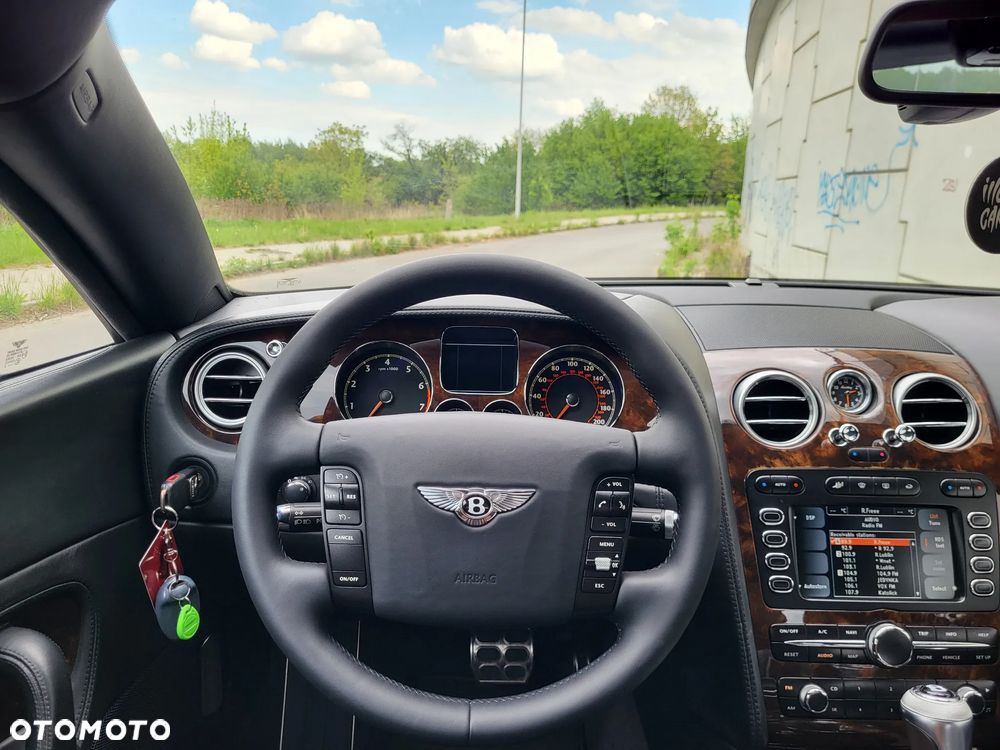 Bentley Continental GT - 9