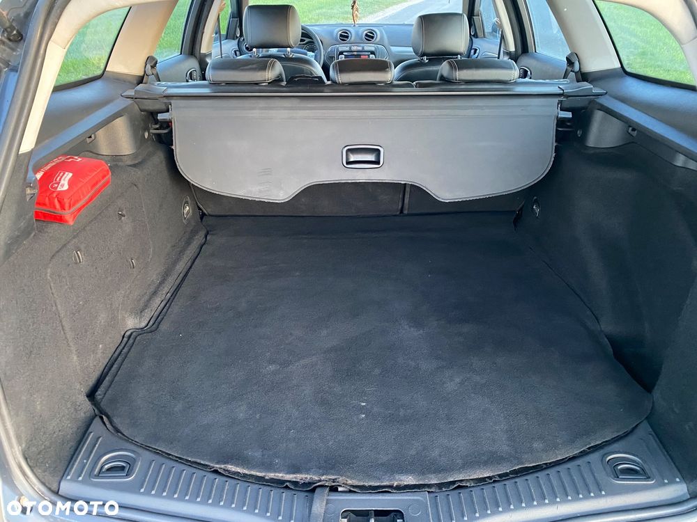 Ford Mondeo SW 2.0 TDCi Ghia - 10