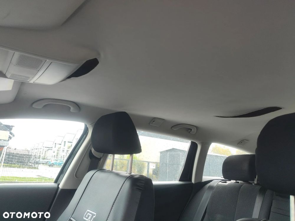 Volkswagen Passat 2.0 TDI DPF BlueMotion Technology Comfortline - 7