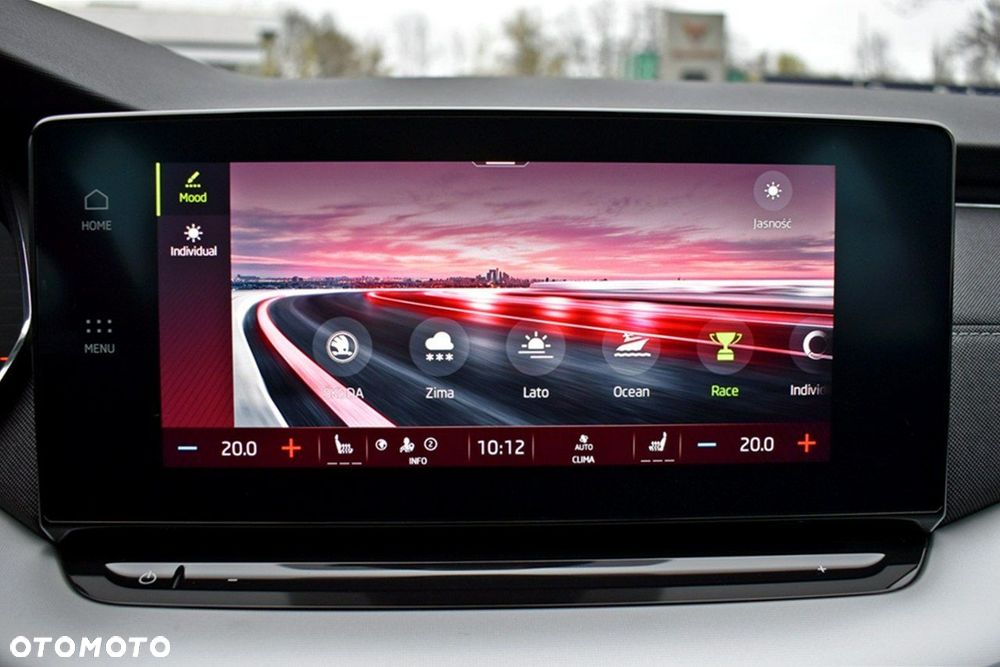 Skoda Octavia 2.0 TDI Style DSG - 23