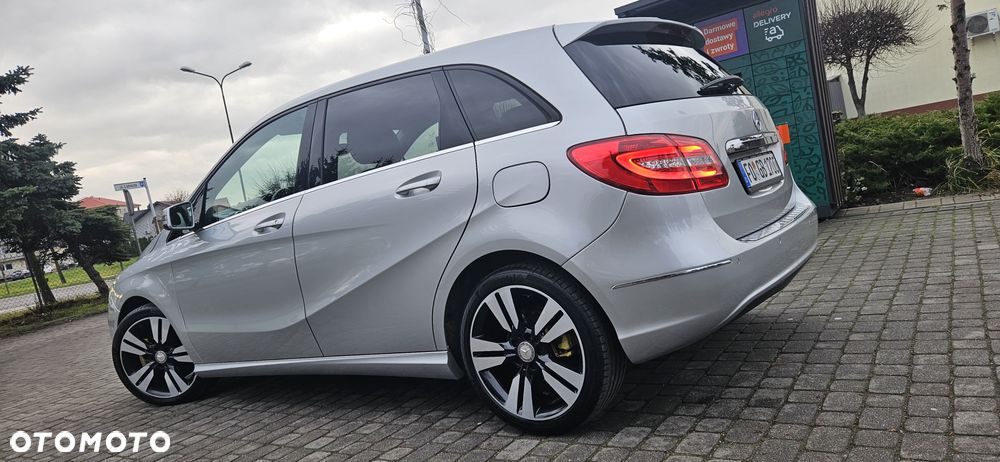 Mercedes-Benz Klasa B 200 (BlueEFFICIENCY) 7G-DCT - 4
