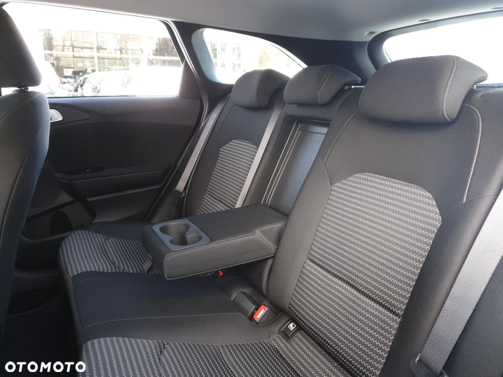 Kia Ceed 1.5 T-GDI M - 16
