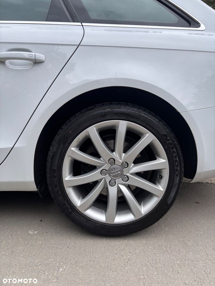 Audi A4 Avant 2.0 TDI DPF multitronic Attraction - 11