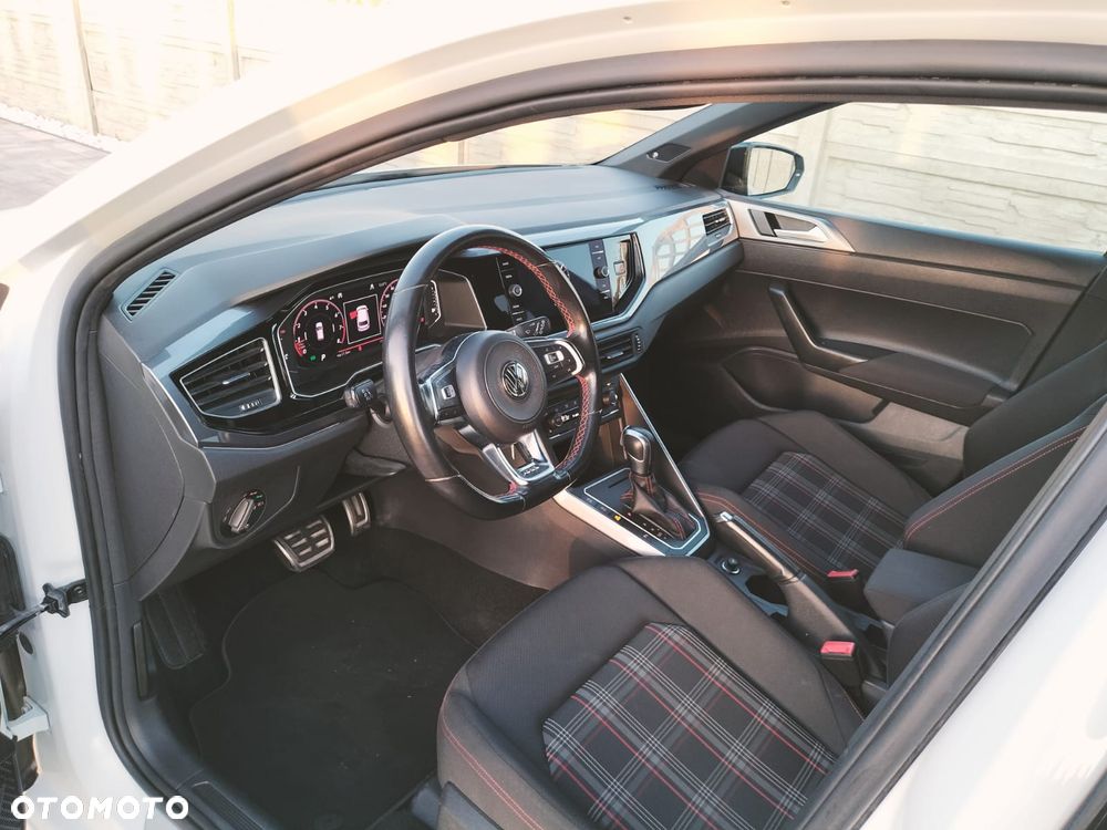 Volkswagen Polo 2.0 TSI GTI DSG - 15