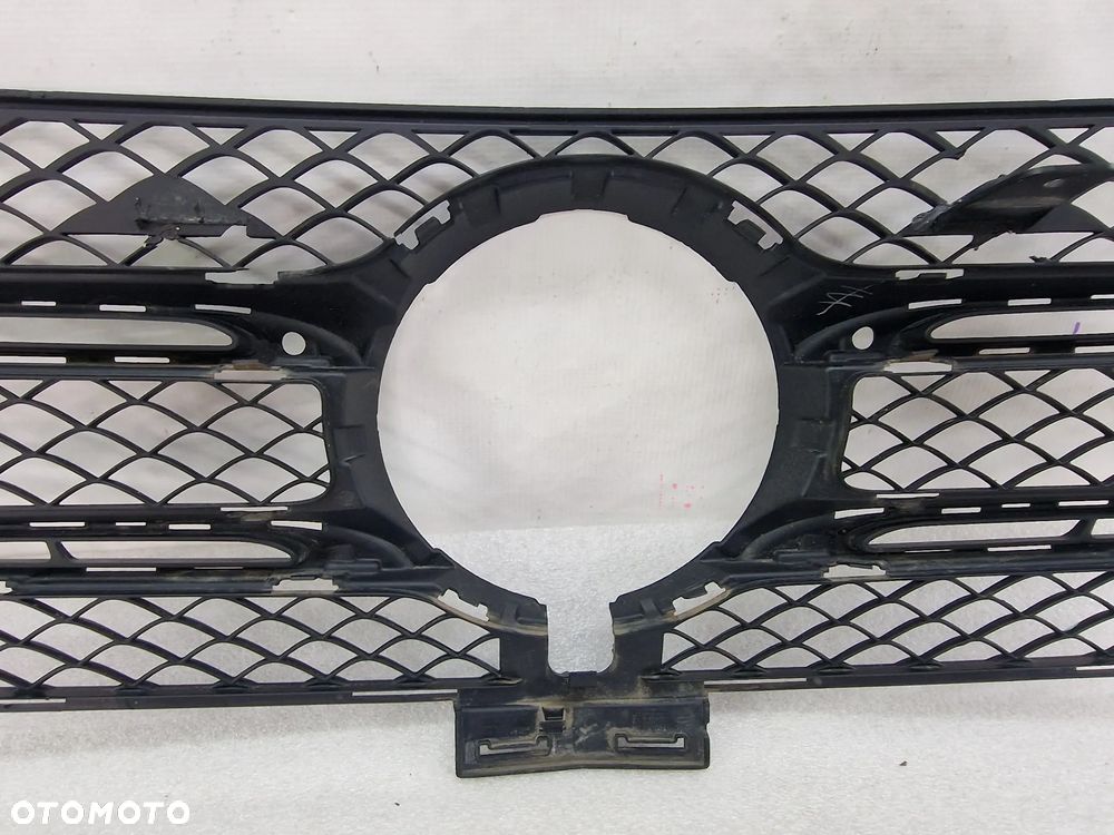 MERCEDES GLE W166 AMG POD KAMERE 15- ATRAPA / GRILL PRZEDNI PRZÓD , NR A1668880260 , NR AUKCJI N799 - 20
