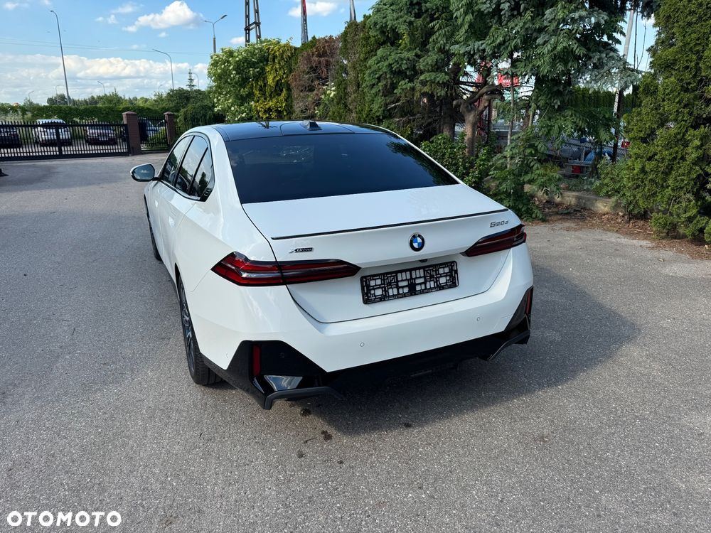 BMW Seria 5 520d xDrive mHEV M Sport - 19
