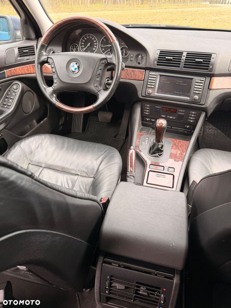 BMW Seria 5 - 22