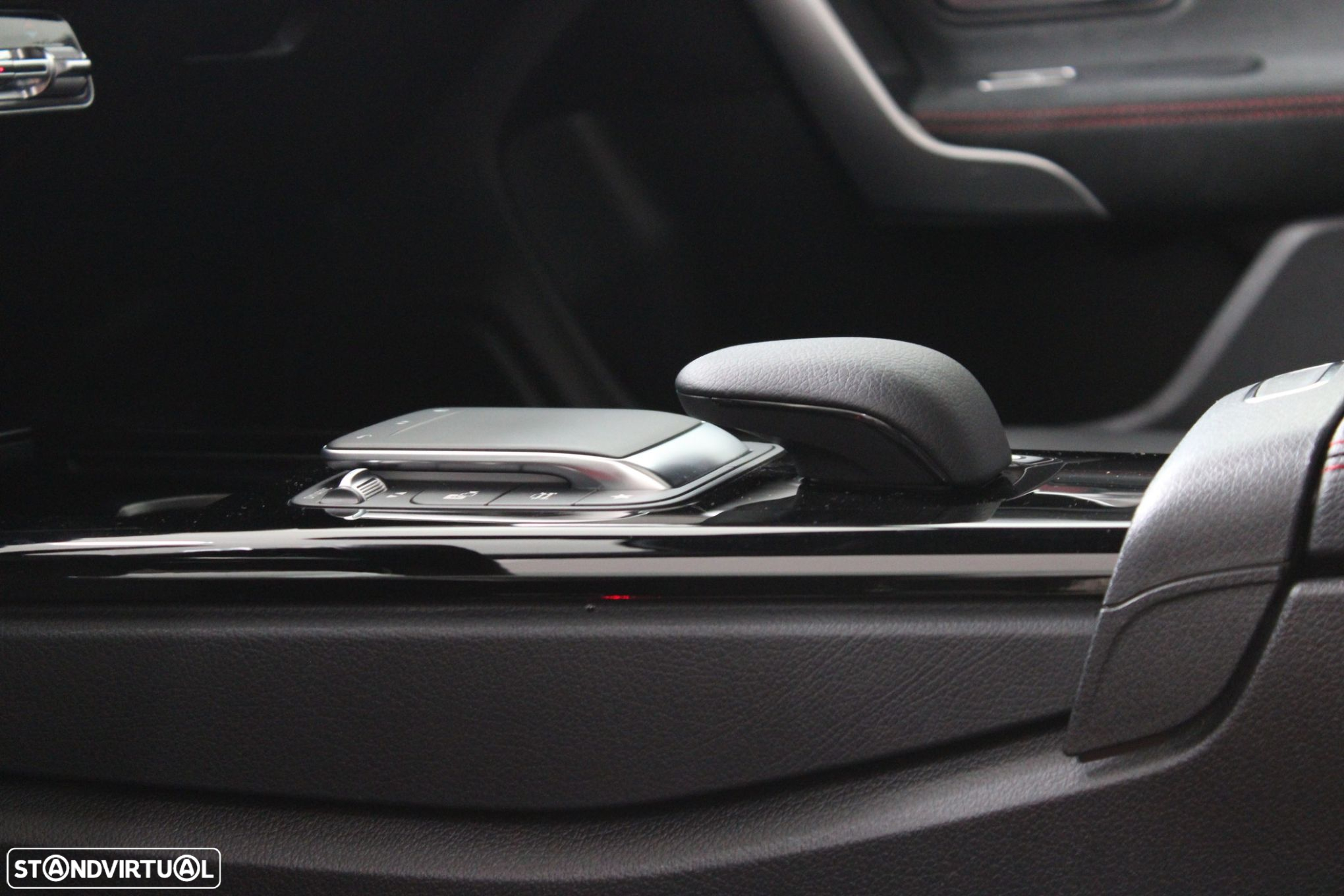 Mercedes-Benz CLA 200 Shooting Brake 7G-DCT - 20