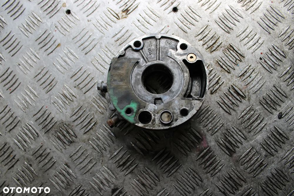 Volvo V70 Pompa oleju 2007 2.4L 3063737 - 3