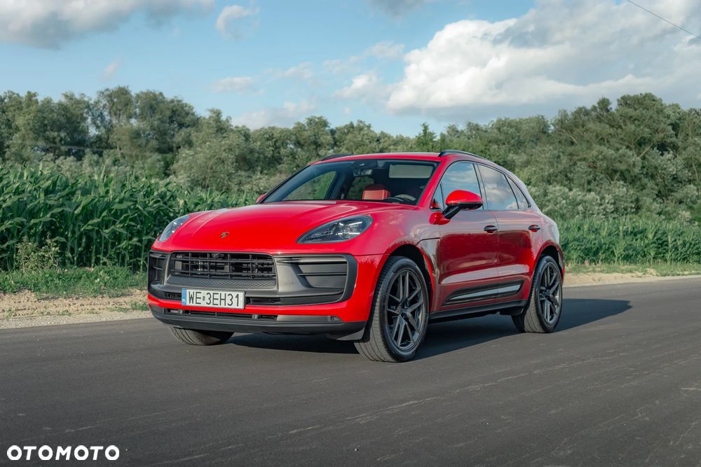 Porsche Macan T - 2