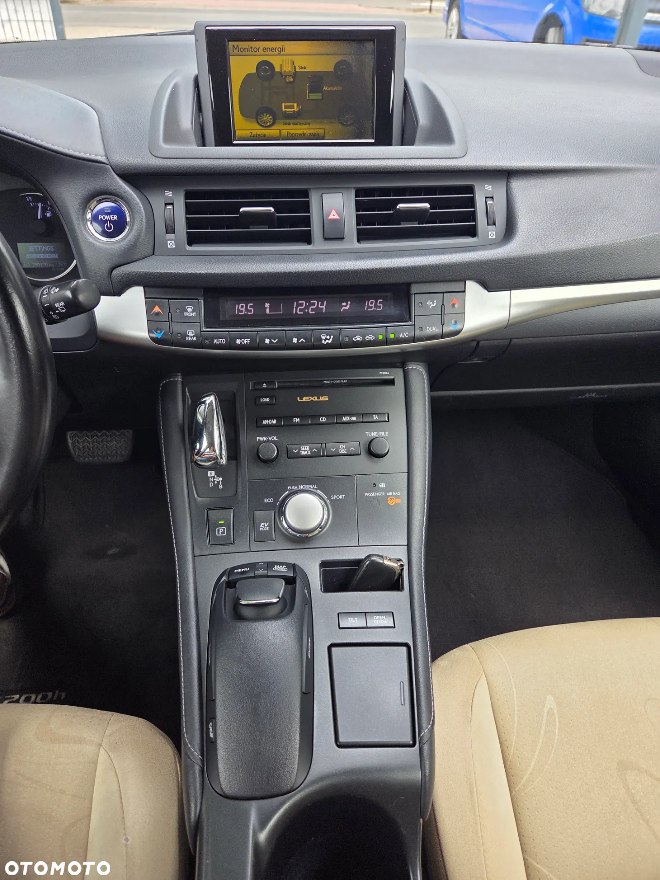 Lexus CT 200h Dynamic Line - 18