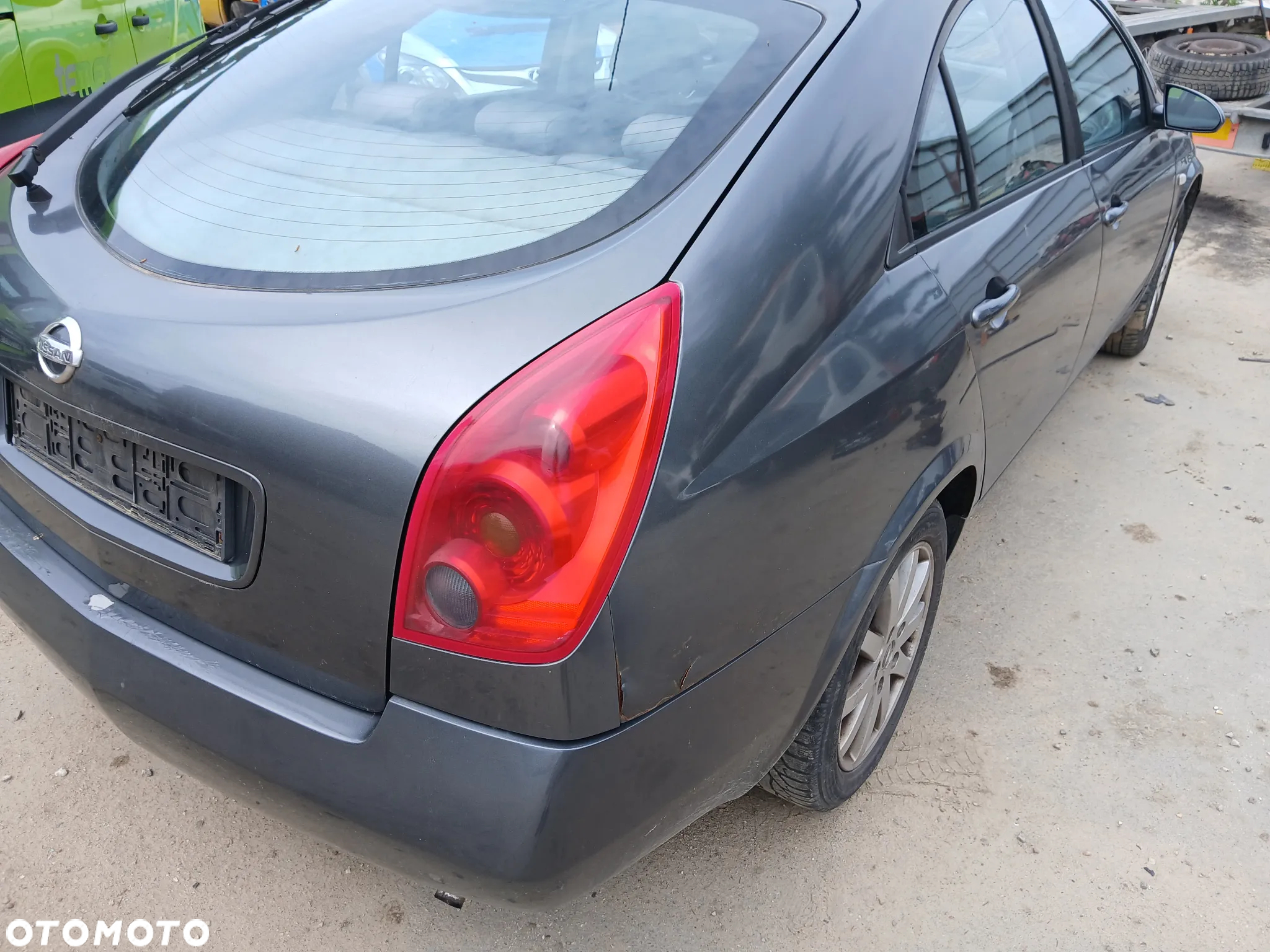 nissan primera P12 HB KY5 fotel fotele kanapa deska kokpit podsufitka boczek boczki klamka - 2