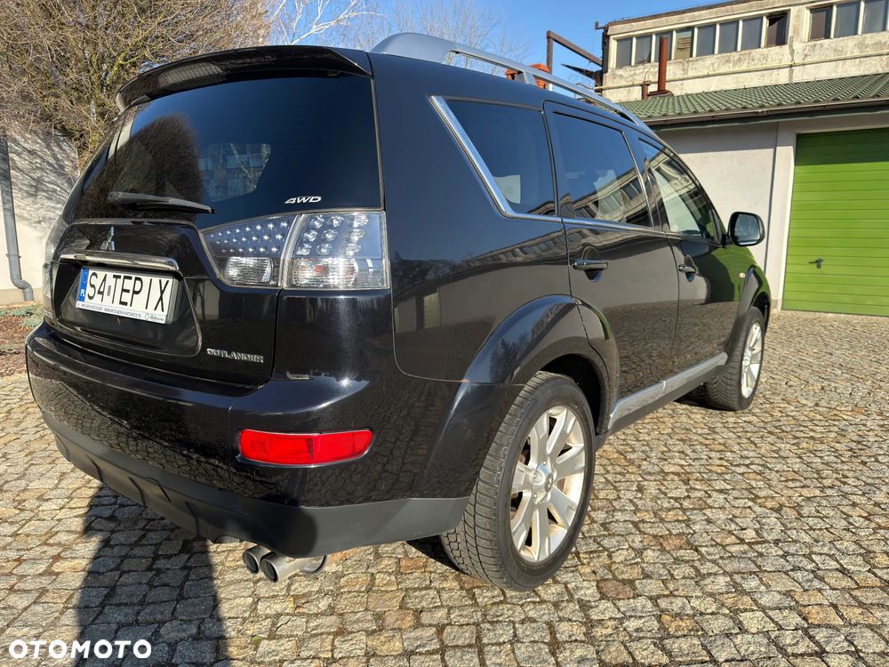 Mitsubishi Outlander 2.0 DID Intense + SE - 7