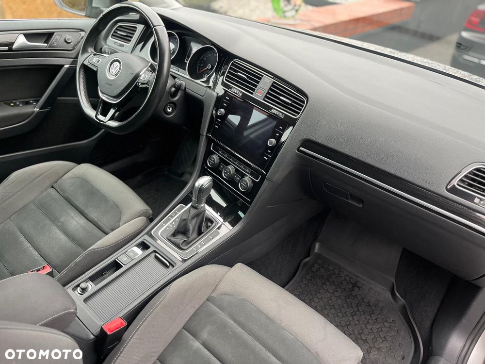 Volkswagen Golf 1.4 TSI BMT Highline DSG - 22