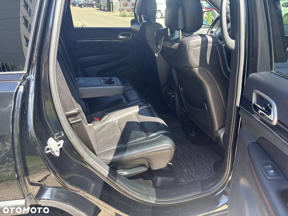 Jeep Grand Cherokee - 9