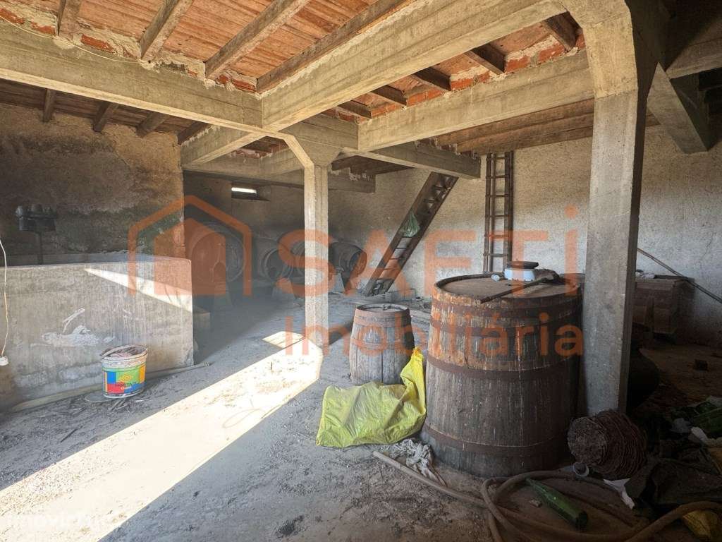 Moradia para Restauro com Terreno | Barreiro-Lagares - Colmeias-Mem... - Grande imagem: 3/10