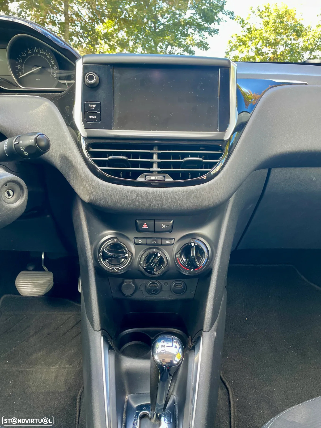 Peugeot 208 e-HDi 68 EGS5 Stop&Start Active - 11