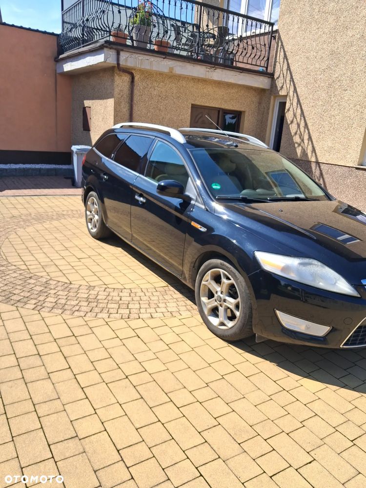 Ford Mondeo 2.0 Ghia - 10