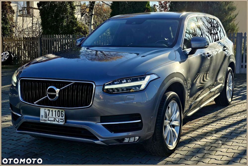Volvo XC 90 D5 AWD Geartronic Momentum - 2