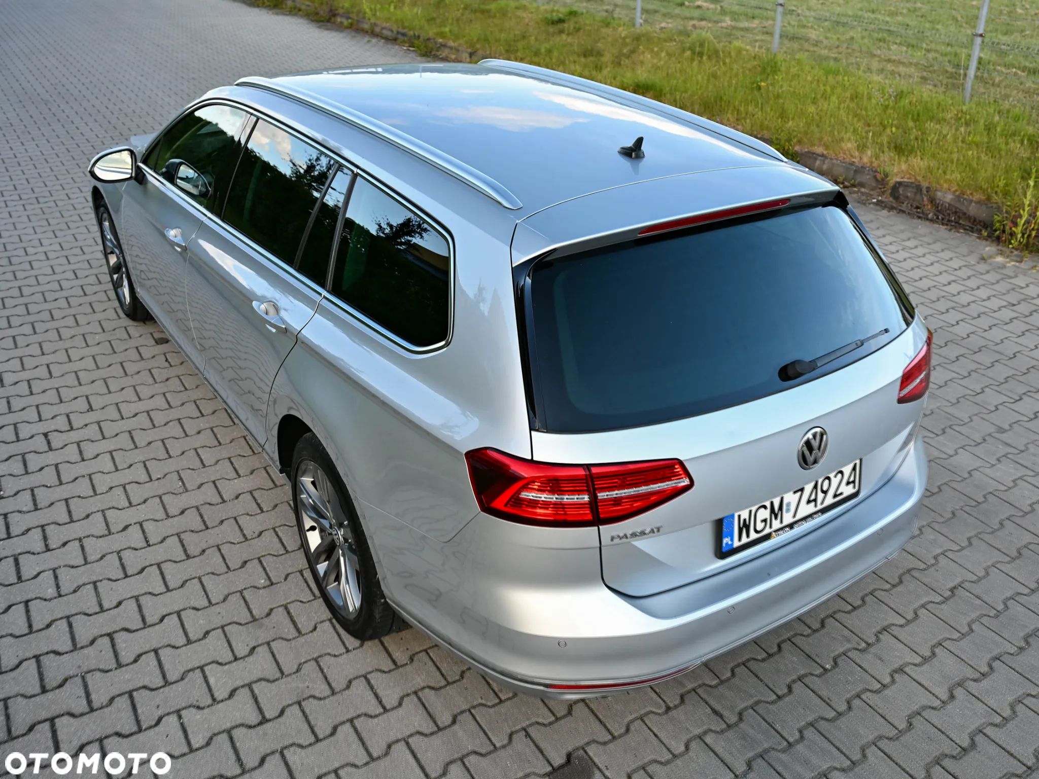 Volkswagen Passat 2.0 TDI BMT Highline DSG - 12