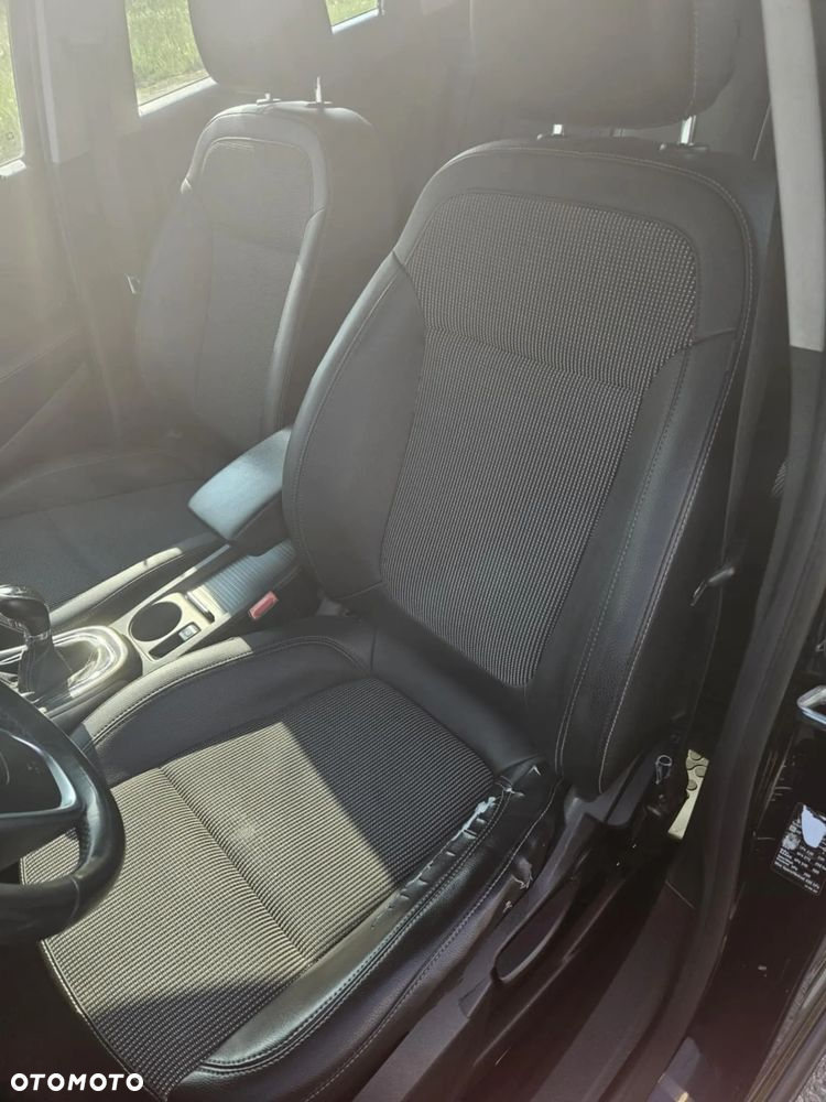 Opel Astra III 1.7 CDTI Cosmo - 12
