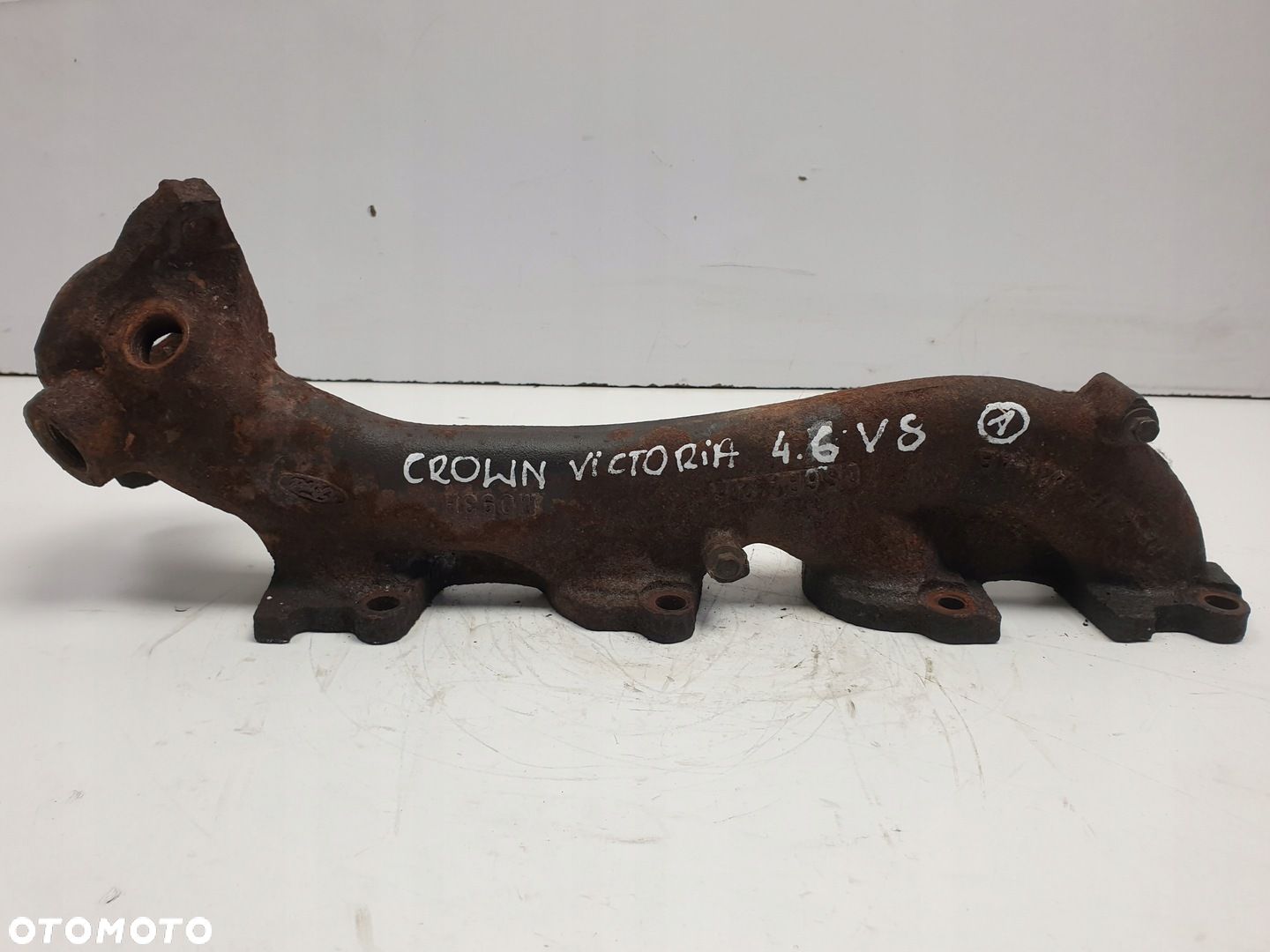 Ford Crown Victoria II 4.6 V8 KOLEKTOR WYDECHOWY M093H - 1