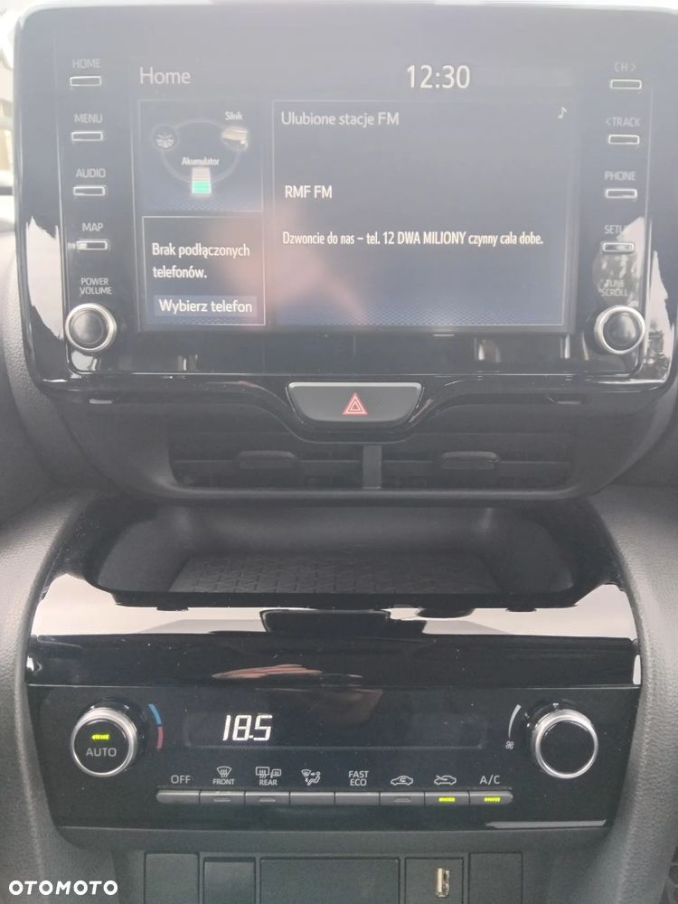 Toyota Yaris Cross Hybrid 1.5 Comfort - 13