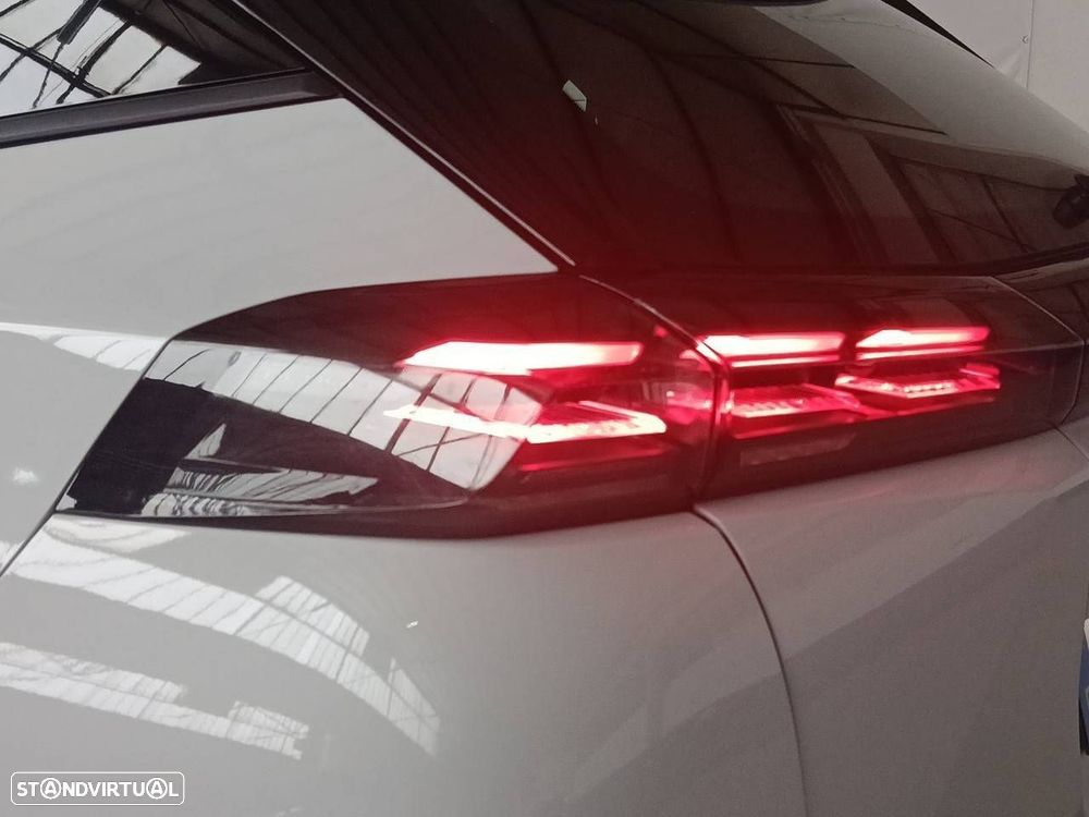 Peugeot 2008 1.2 Style - 24