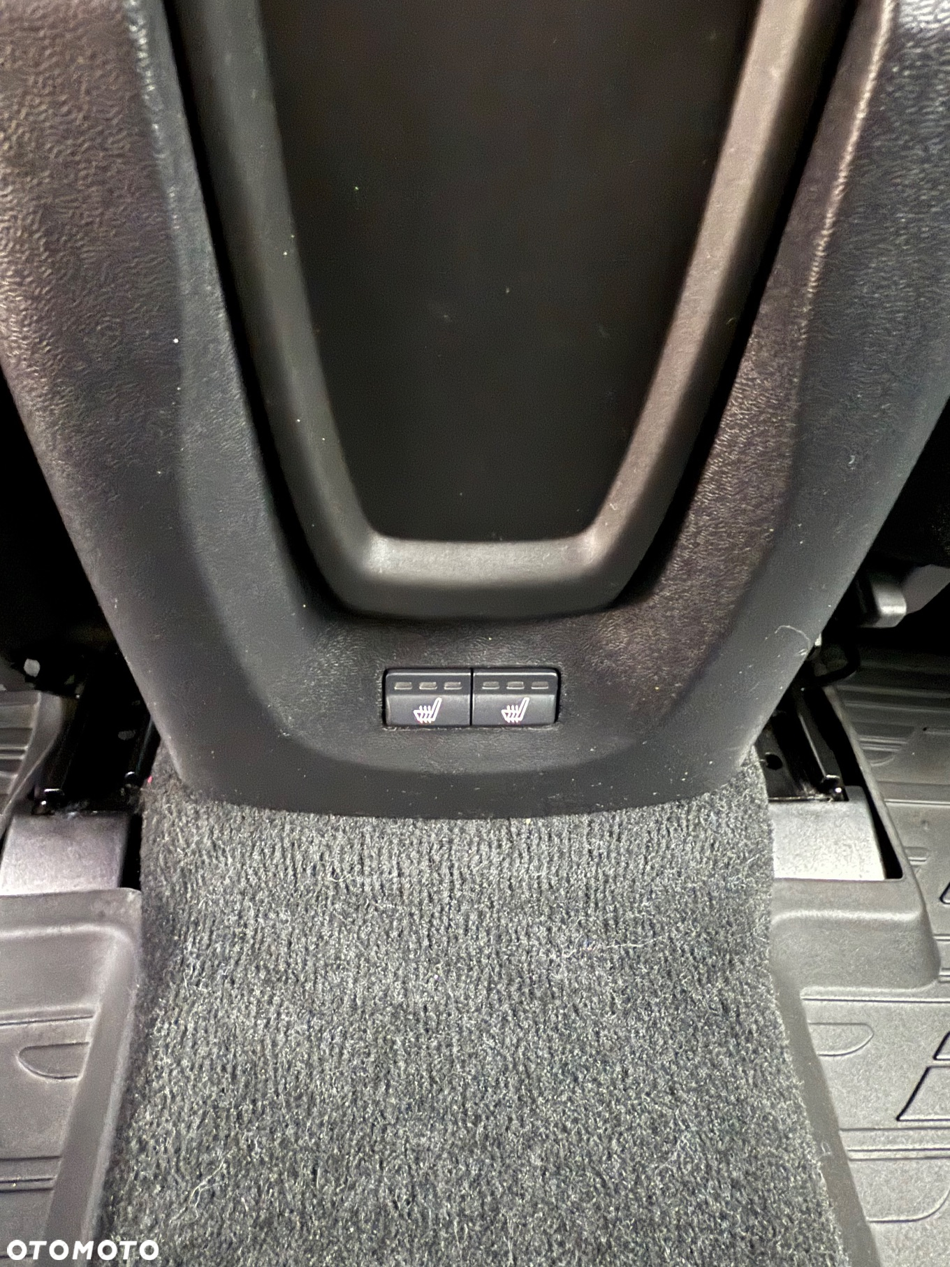 Volvo V40 T3 Drive-E Momentum - 30