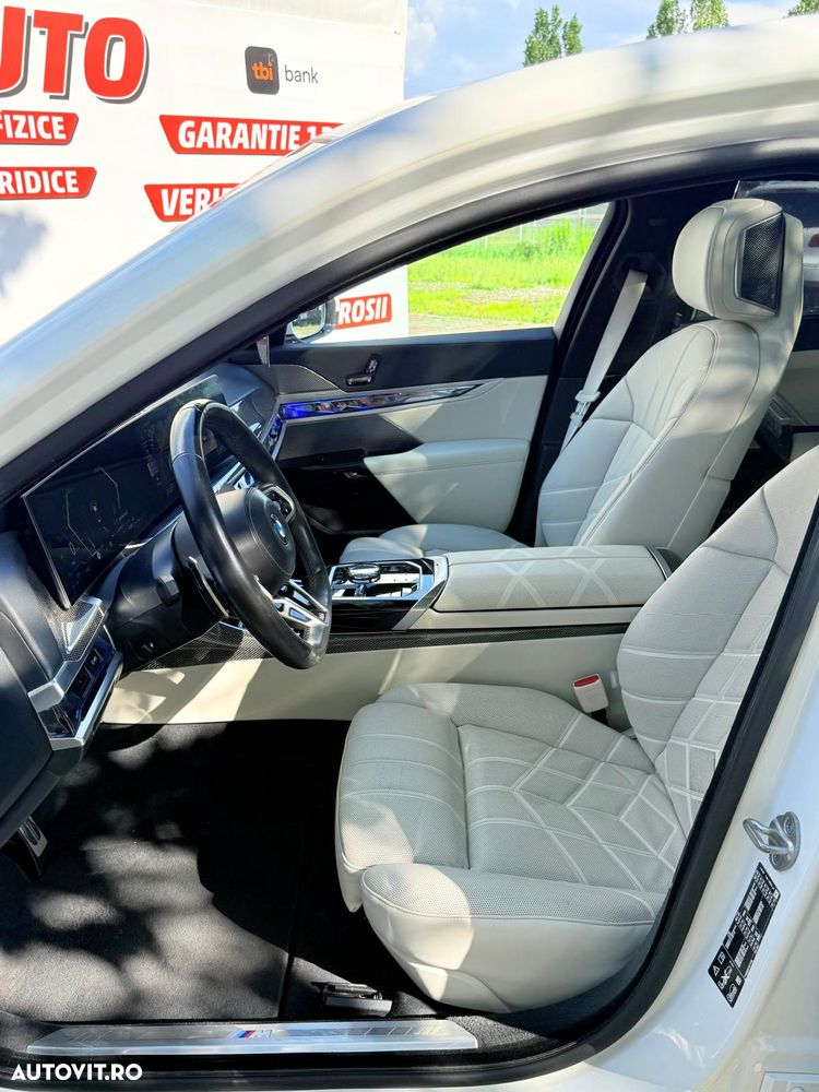 BMW Seria 7 - 10