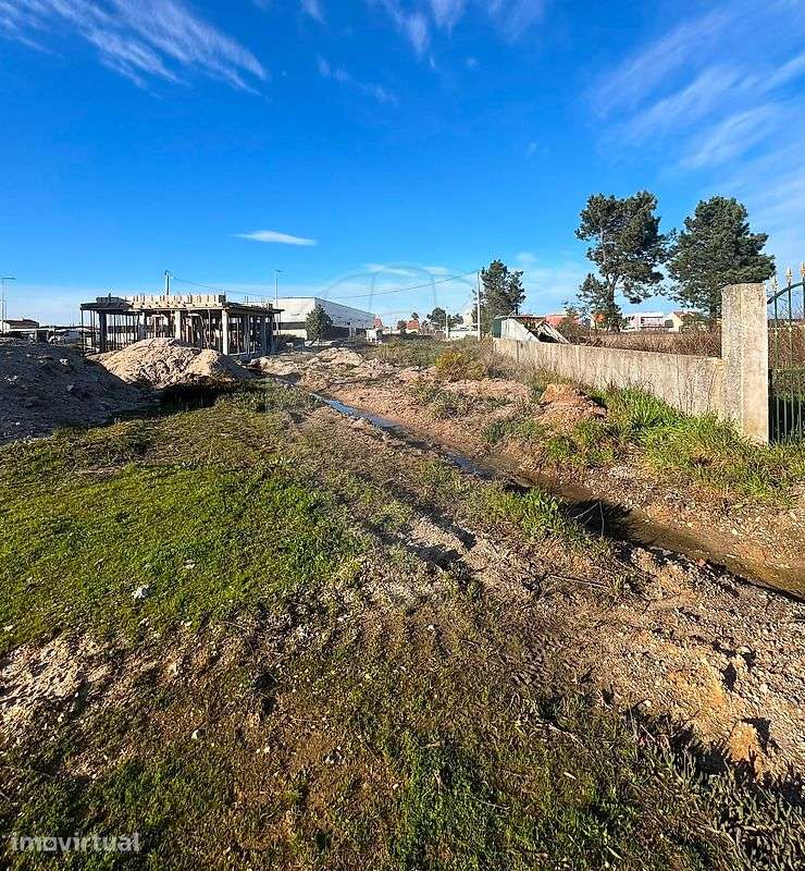 Terreno  para venda - Grande imagem: 2/9