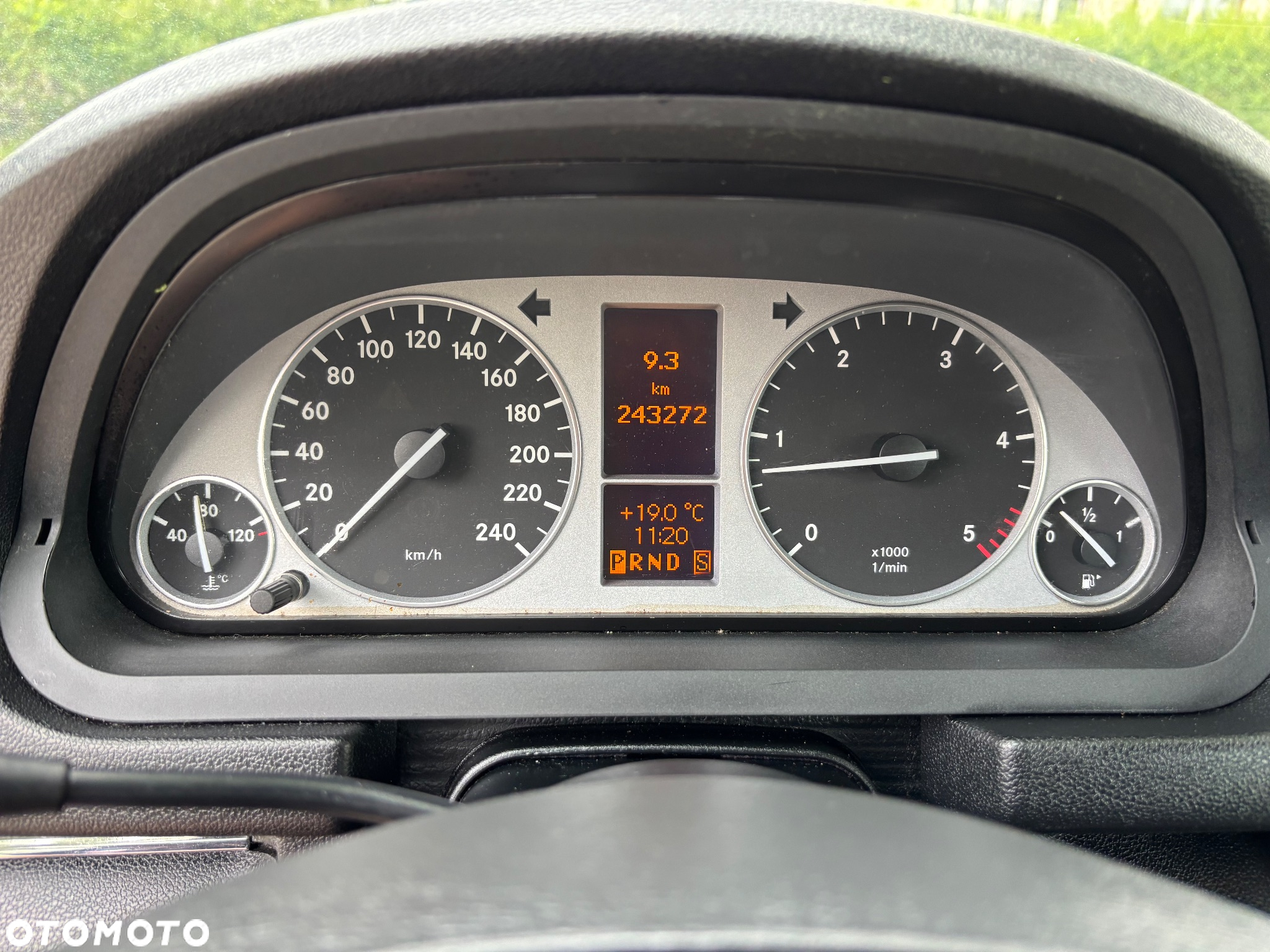 Mercedes-Benz Klasa B 180 CDI Autotronic Special Edition - 14