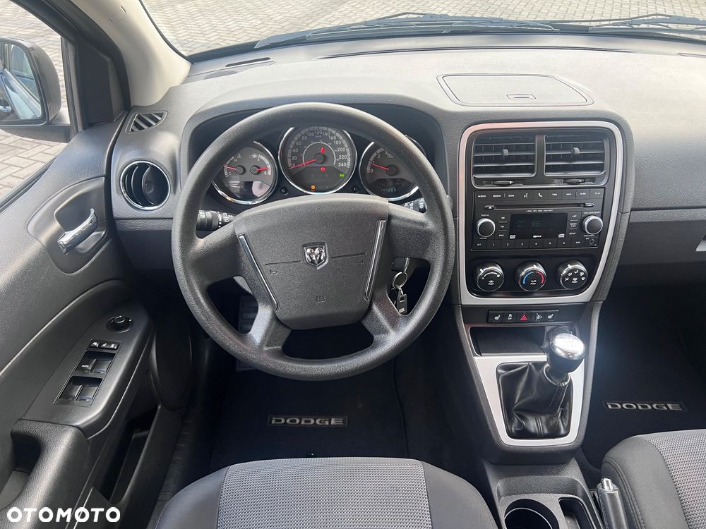 Dodge Caliber 2.0 SE - 24