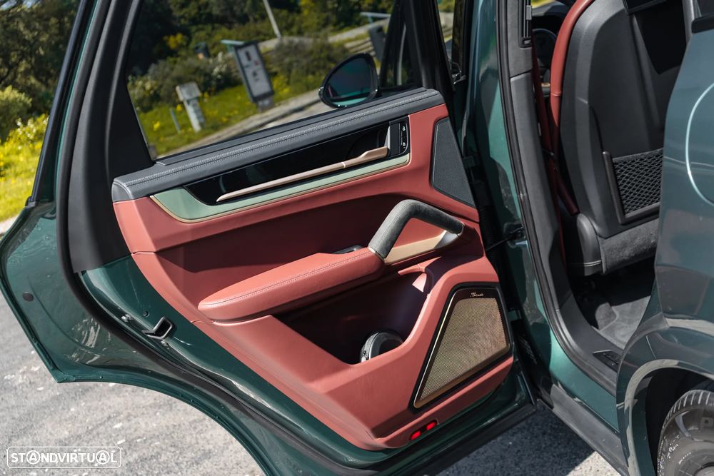 Porsche Cayenne Turbo E-Hybrid - 26