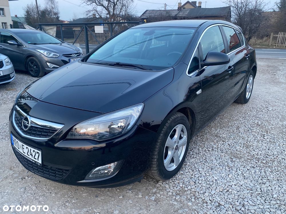 Opel Astra 1.4 Turbo Cosmo - 1
