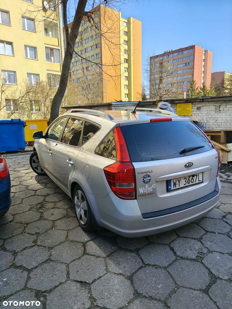 Kia Ceed 1.6 Crdi L - 4