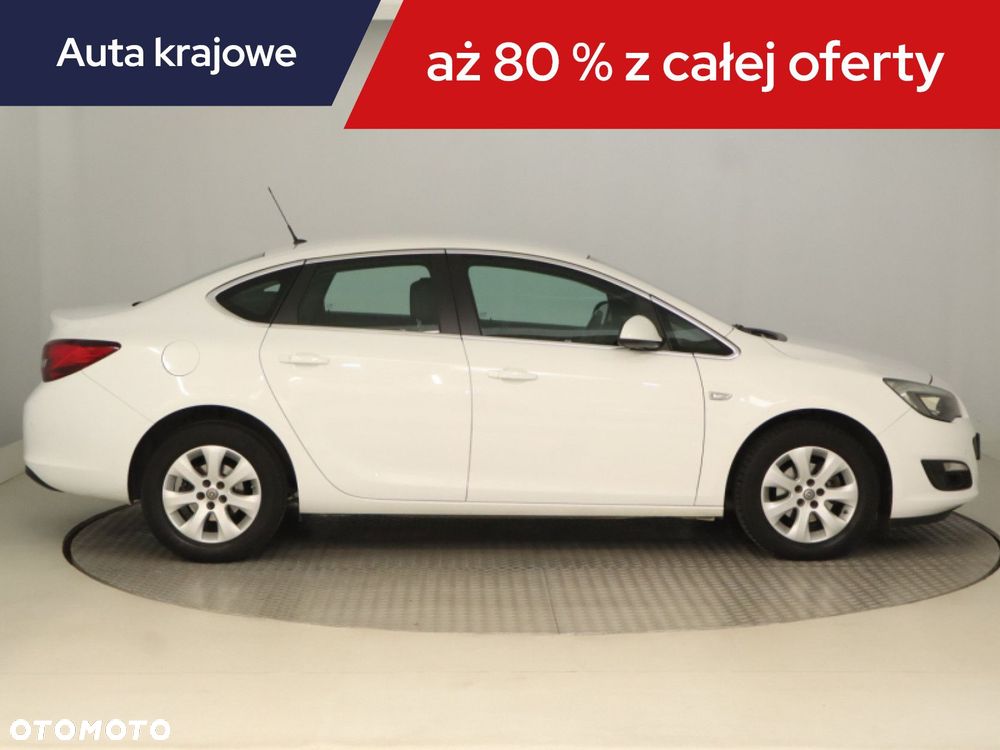 Opel Astra - 8