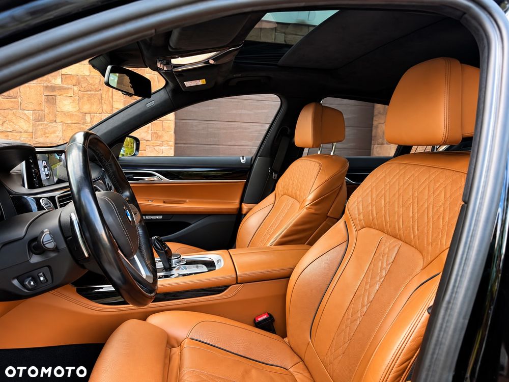 BMW Seria 7 750d xDrive - 33