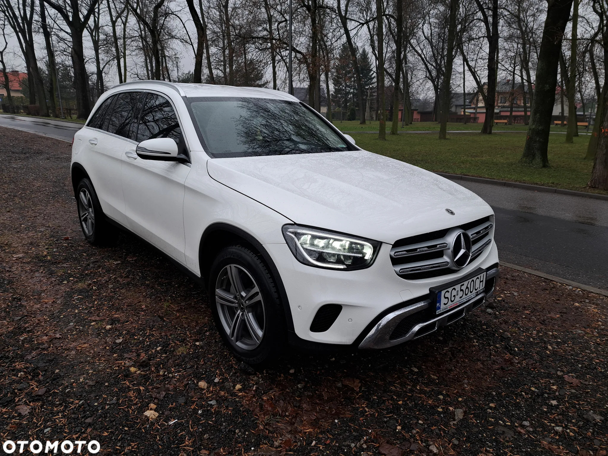 Mercedes-Benz GLC 300 4Matic 9G-TRONIC Exclusive - 20