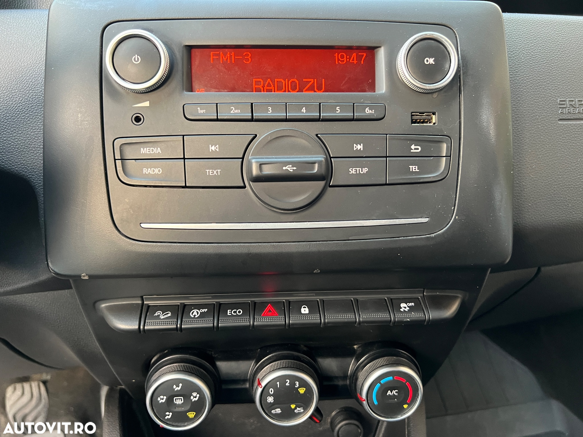 Dacia Duster 1.5 Blue dCi 4WD Essential - 19