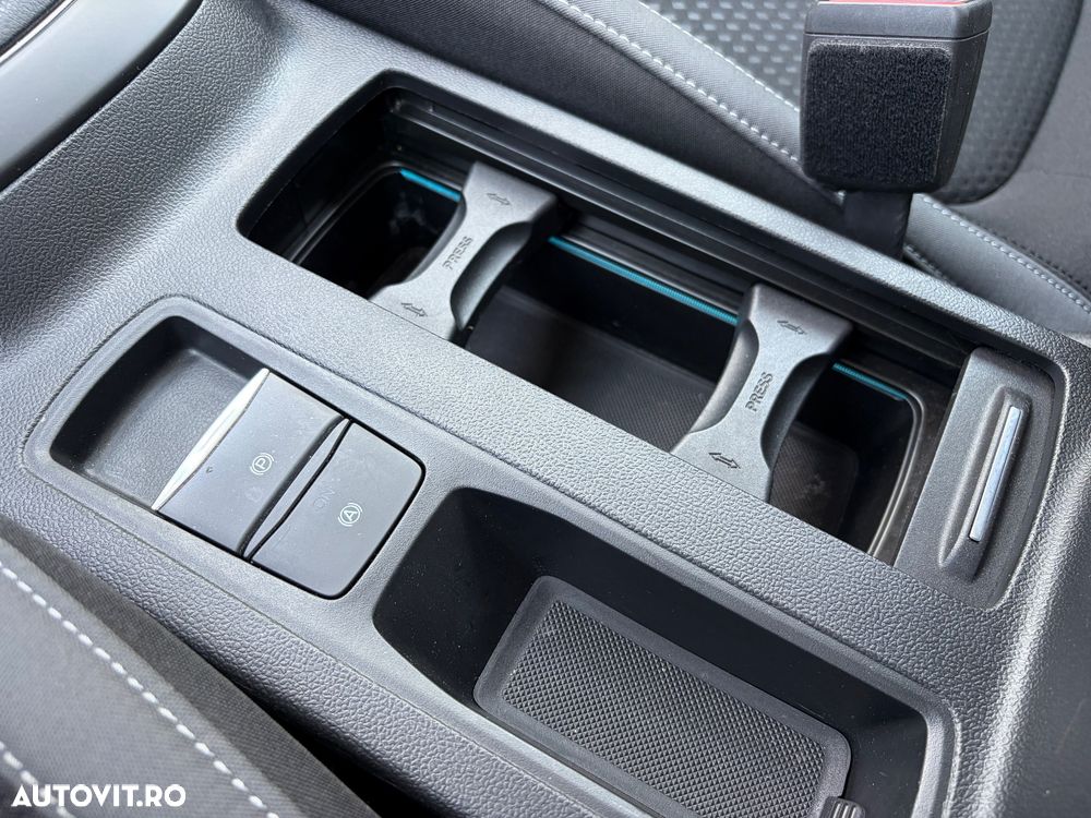 Ford Focus 1.5 EcoBlue Connected - 30