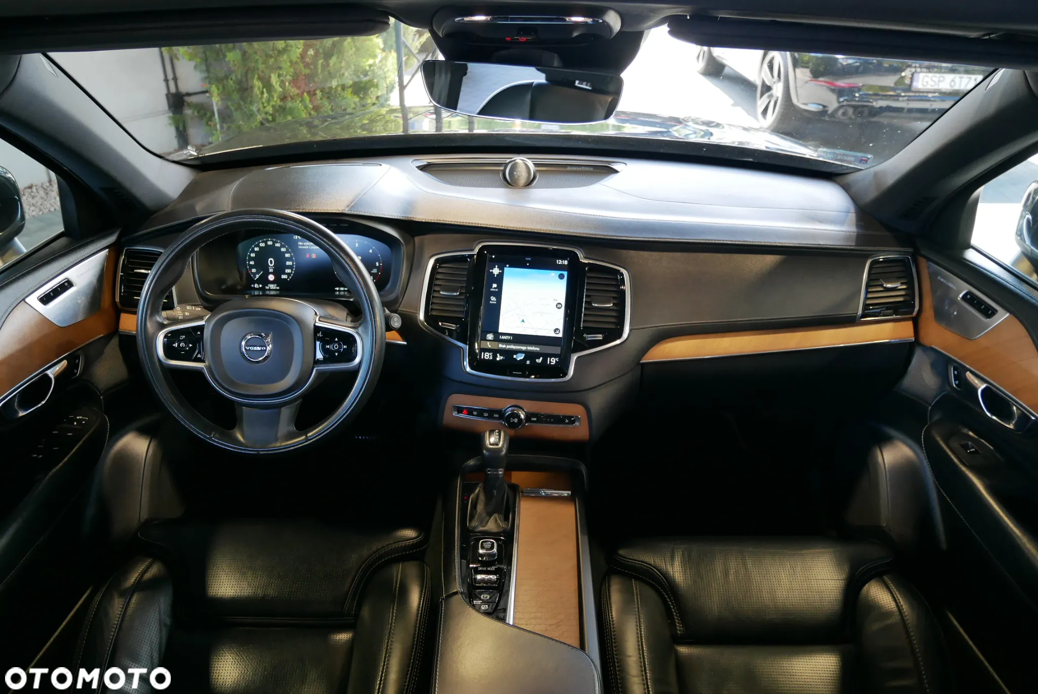 Volvo XC 90 D5 AWD Momentum 7os - 18