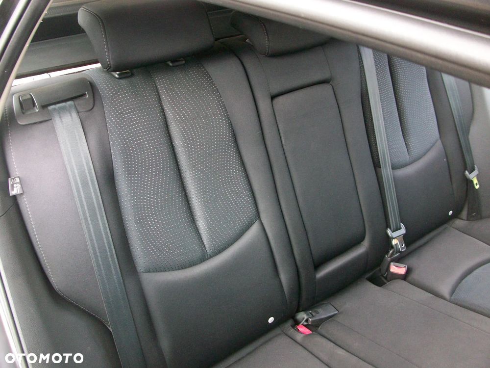 Mazda 6 Sport 1.8 Exclusive-Line Edition 40 Jahre - 11