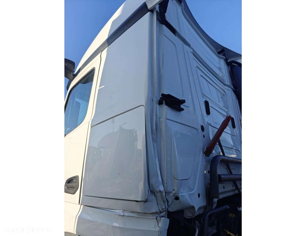 Mercedes-Benz Actros 5 1845 BigSpace - 4
