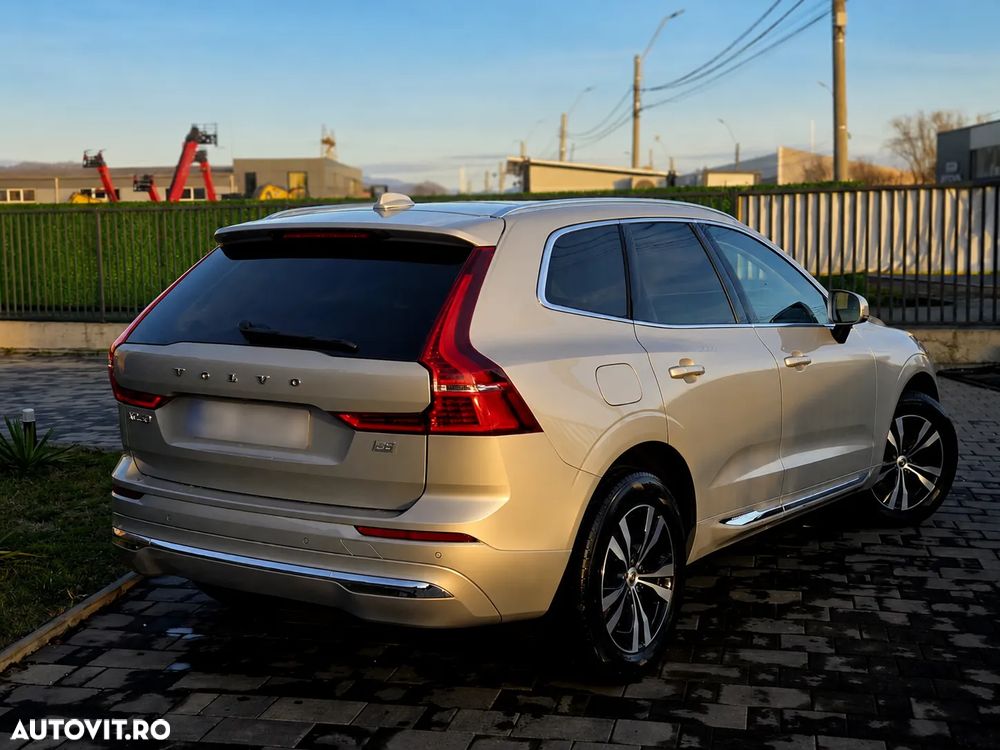 Volvo XC 60 T6 AWD Recharge Geartronic Inscription Expression - 8